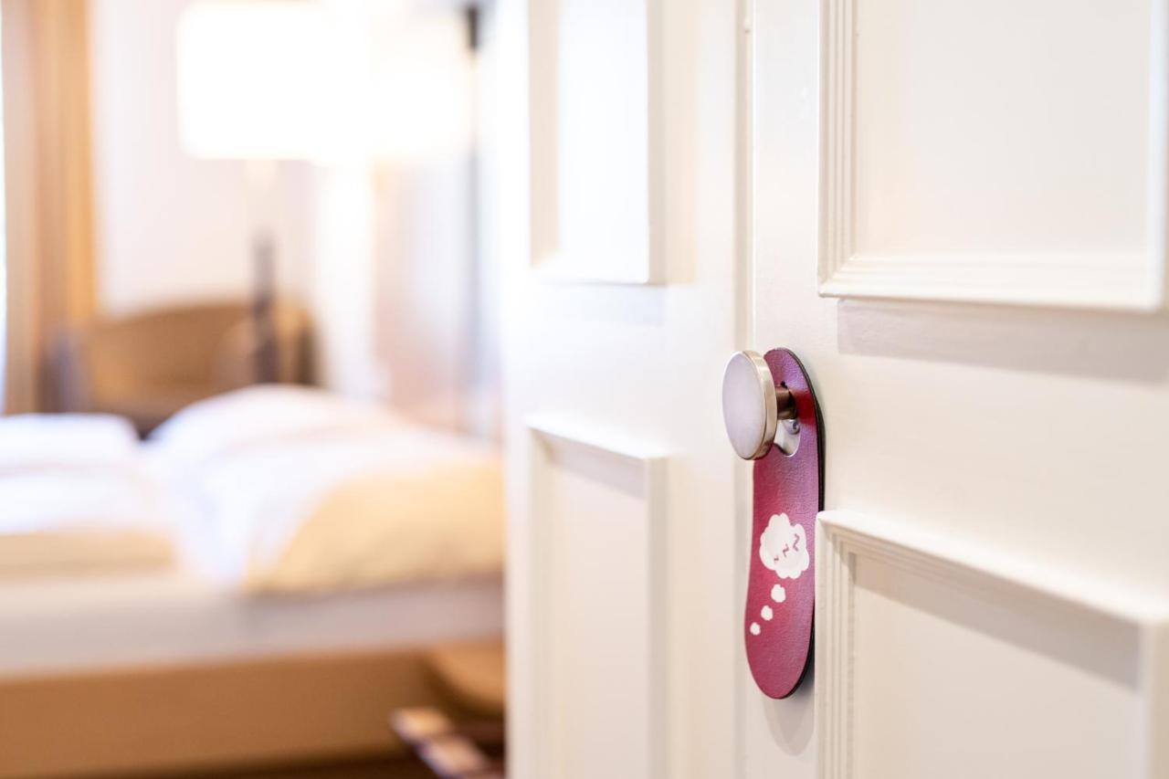 Hotel Zum Goldenen Kreuz 프라우엔펠트 외부 사진