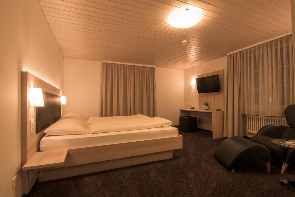 Hotel Zum Goldenen Kreuz 프라우엔펠트 객실 사진