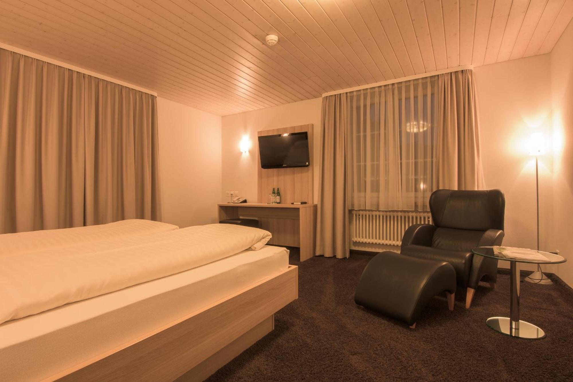 Hotel Zum Goldenen Kreuz 프라우엔펠트 객실 사진