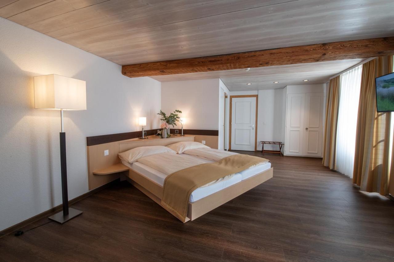 Hotel Zum Goldenen Kreuz 프라우엔펠트 외부 사진